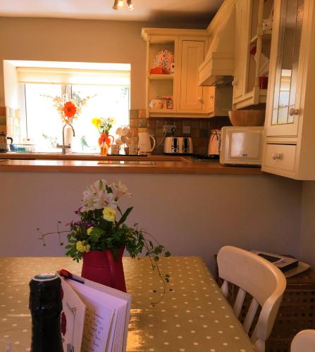 Peaseblossom House, a charming Grade II Listed Building, in a great location in Alnwick Peaseblossom House, a charming Grade II Listed Building, in a great location in Alnwick