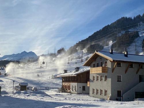 Chalet Marmotta NEVE - Luxus Chalet Ski-In Ski-Out in Sankt Anton am Arlberg, Österreich