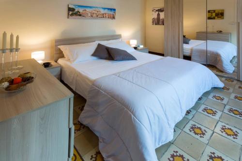 Siciliabedda Catania Holiday House - Tap to explore photos
