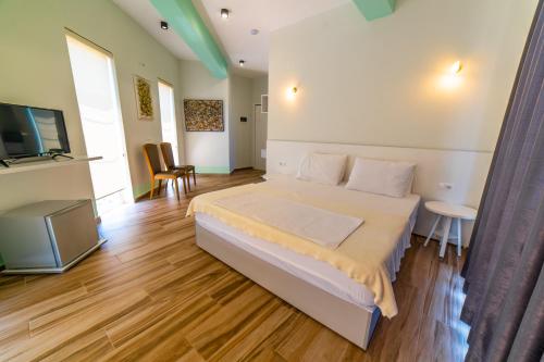 Hotel NEBO – Ksamil, OR