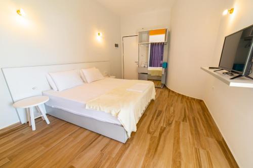 Hotel NEBO – Ksamil, OR