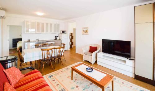 Apartment Pula 45 - image 2