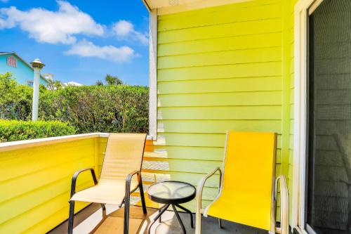 Beach Dreamin' - image 6