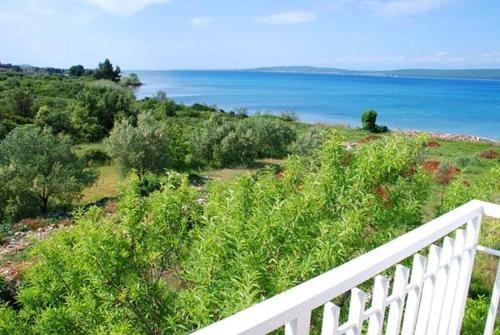  Apartment in Pašman with Seaview, Balcony, Air condition, WIFI (4663-3) in Pašman