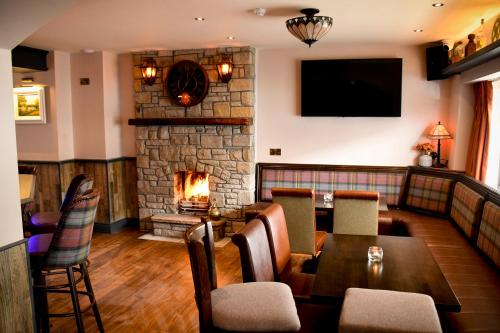 The Leitrim Inn and Blueway Lodge