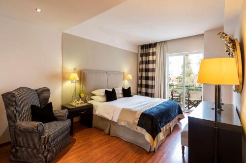 Best Western Plus Embassy Hotel - main image