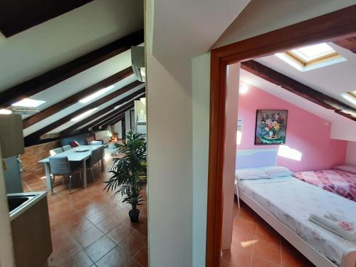 Bed & Breakfast La Mansarda, Naples (photo 9)