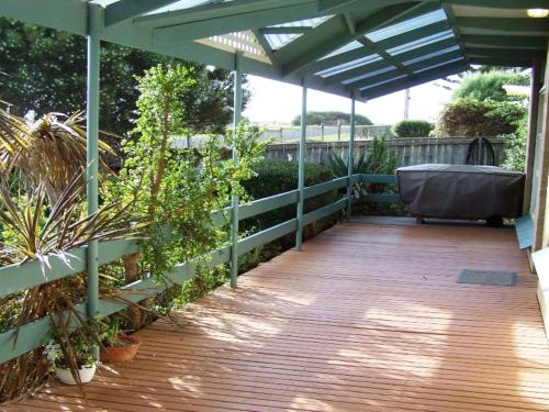 77 Gold Coast Drive in Carrickalinga