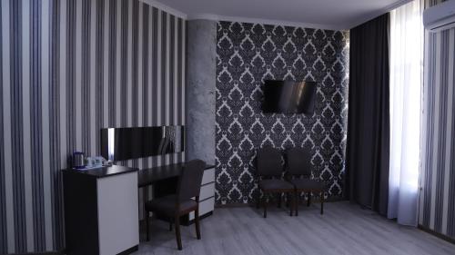 Lime Hotel & Restaurant Complex - image 2