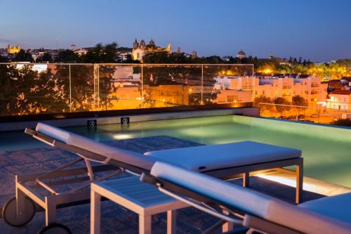 Swimming pool, Vitoria Stone Hotel in Evora