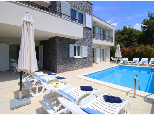  Apartment Villa Nika 1, Unterkunft in Primošten