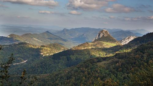 Montségur ARIEGE grande maison éco-rénovée