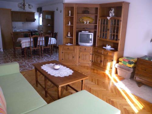  Apartment Kampor 10 in Kampor