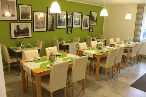 Restoran, Pur Hotel in Emlichheim