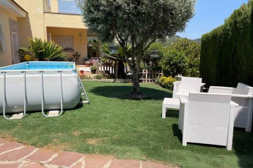  Acogedora Casa En Cabrils Con Mar y Montaña in Cabrils