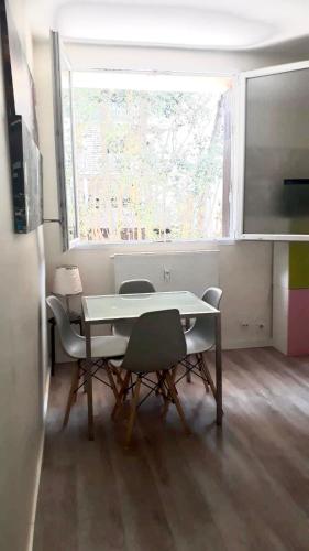 Facilities, Appartement Mimosa, tram 2, parking near Oz-Bel