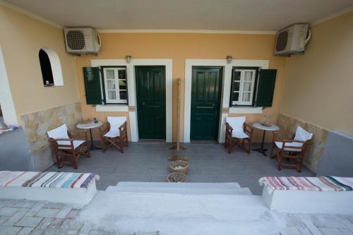 Liostasi Retreat - image 2
