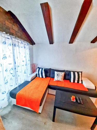  Sea View Loft Apartment Sun in Nerezine