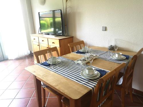 Seadmed, Ferienwohnung am Krienker See mit Terrasse in Mellenthin