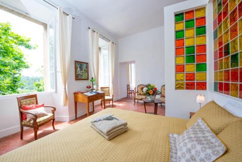 Location prestige 450 m2 dans Château en Provence (Location prestige 450 m2 dans Chateau en Provence) in Brue-Auriac