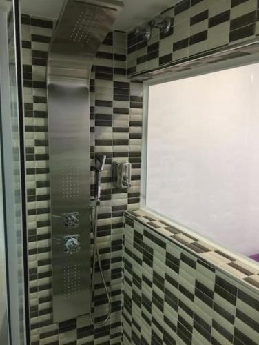 Benalbeach, primera linea