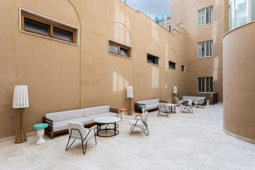Room Mate Collection Filippo, Rome-Fontana di Trevi – Rome