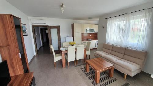 Apartments Augustin - image 2