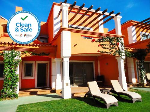  Anis Lux Tavira Residence Villa 5M, Unterkunft in Luz de Tavira