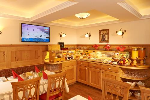 Alimentos e Bebidas, Fruhstuckspension Klinglhub in Flachau