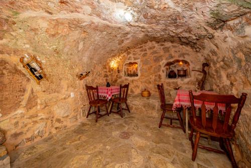 Ethno house OSOBAK in Virpazar