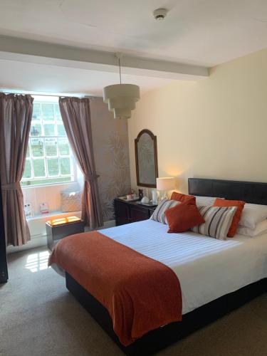 Deluxe Double Room image 8