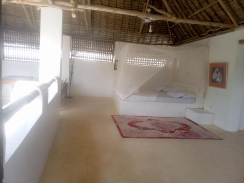 Mtakuja House