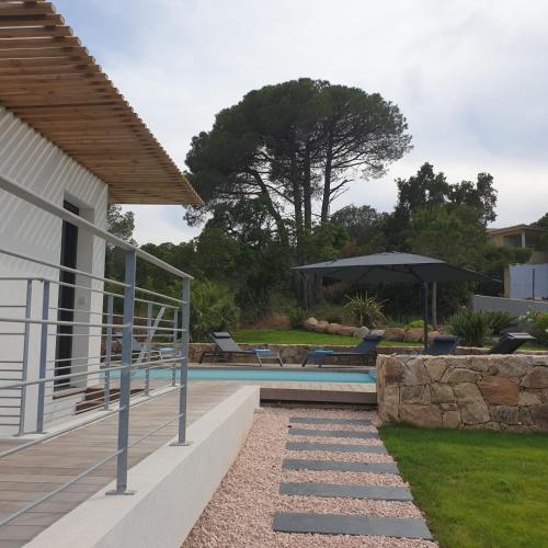 Villa Maria 12 pers piscine chauffée 5 min plage en voiture 5