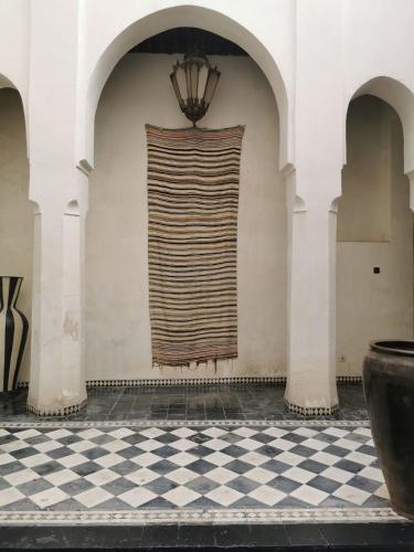 304615662 Dar Darma