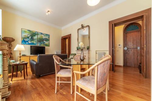 Termini Central and Elegant Apartment, Roma (foto 2)