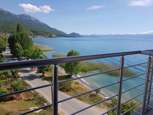 Apartment AXA in Elshani