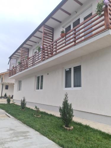 Luca's House ( aeroport Henry Coanda, Therme Bucuresti) 3
