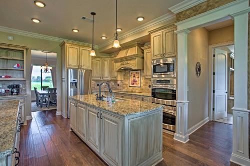 Blue Ridge Home with Game Room 14 Mi to McKinney! in Plano (Texas)