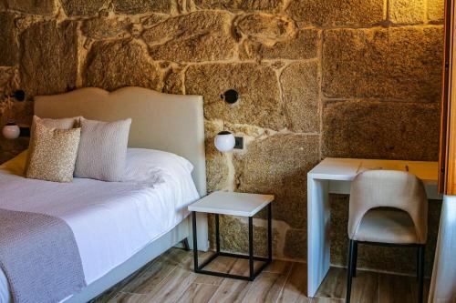 2 twin beds