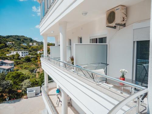 Apartments Gjenashaj 3