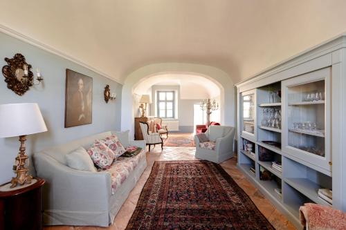 Six-Bedroom House
