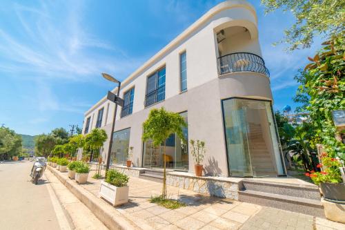 Hotel NEBO Borsh 