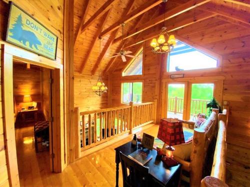 Moonside Retreat Sleeps 14 - image 28