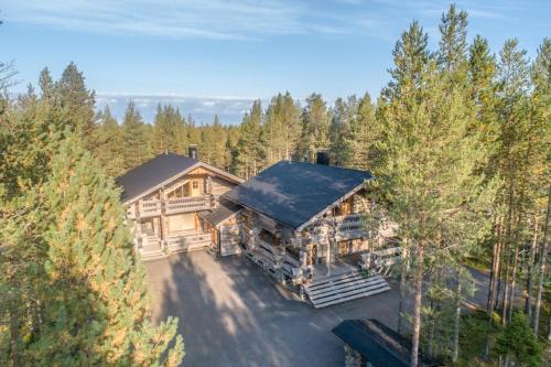 Superior Chalet