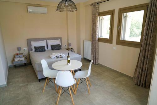 Charikleia's studio in Σκιάθος