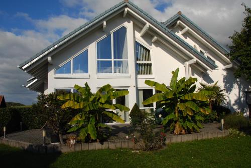 Haus Kolsch 3.9km von Turnstraße entfernt