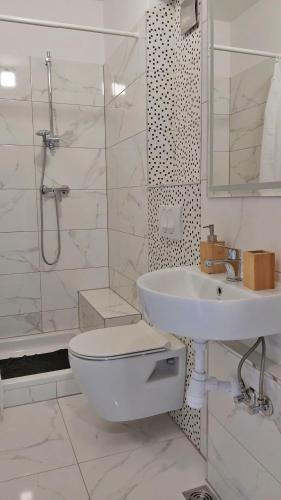 Two-Bedroom Apartment image 3