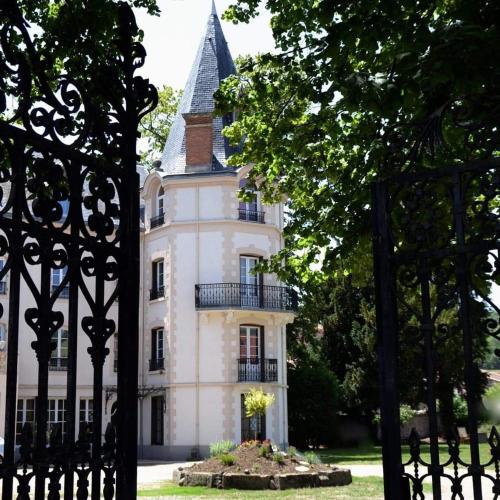 Château Les 4 Saisons - image 12