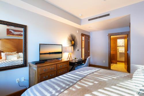 New Listing in the Heart of the Village at Northstar! Iron Horse South 208 - image 5