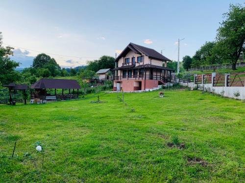 Casa din Deal Isverna Mehedinți (Casa din Deal Isverna Mehedinti) in Szörényvár